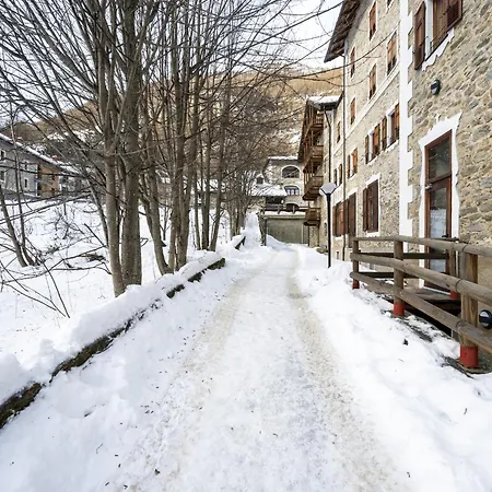 Apartment In The Historic Building, Con Aria Condizionata Ceresole Reale