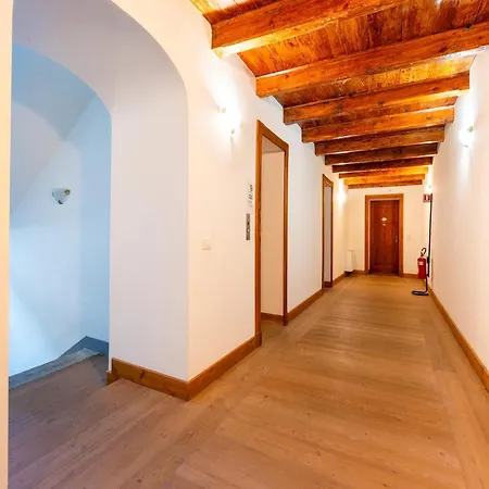 In The Historic Building, Con Aria Condizionata Apartament *