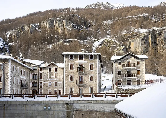 In The Historic Building, Con Aria Condizionata Apartment Ceresole Reale